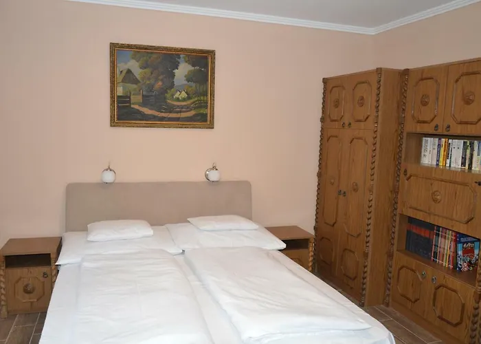 Varga Apartment *