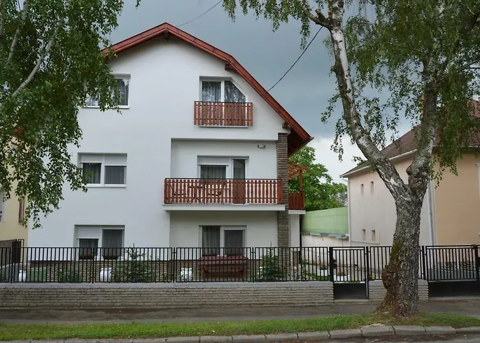 Apartment Varga *